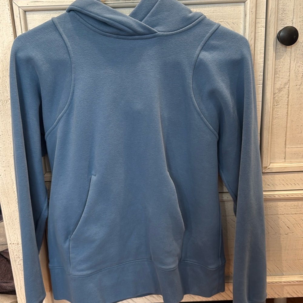 Lululemon women’s hoodie